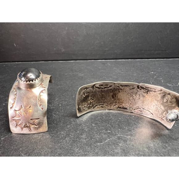 Vintage Sterling Silver Hematite Wide Band Post Earrings Southwestern Handmade - Picture 7 of 13